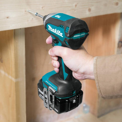 Makita XDT131 18V LXT® Lithium-Ion Brushless Cordless Impact Driver Kit (3.0Ah)